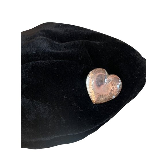 Vintage Black Velvet Beret With Heart Accent One Size - Picture 2 of 6